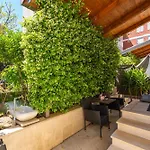 Apartments&room Frane 3*