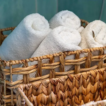 Πανσιόν & Frane